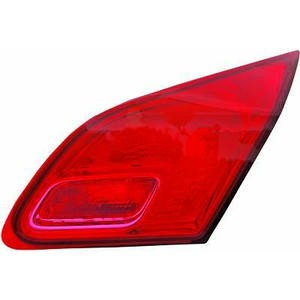 Feux arrière gauche brisé pour Opel Astra J ? Remplacez-le par le bloc étanche WEBPARTS B130920