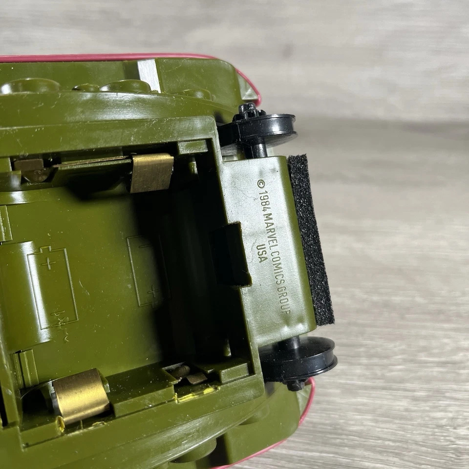 Marvel Super Heroes Secret Wars Doom Roller Vehicle Mattel 1984 incompleto Foto 4 de 4