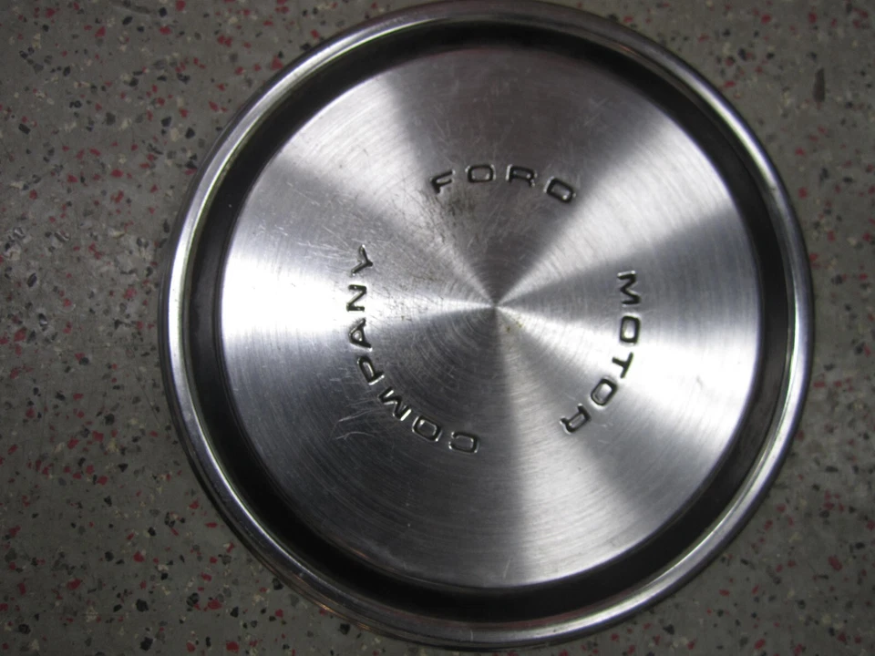 Set (4) OEM 1968-1975 Ford Maverick Mustang Torino Aluminum Dog Dishes 10.50" - Image 4 of 4