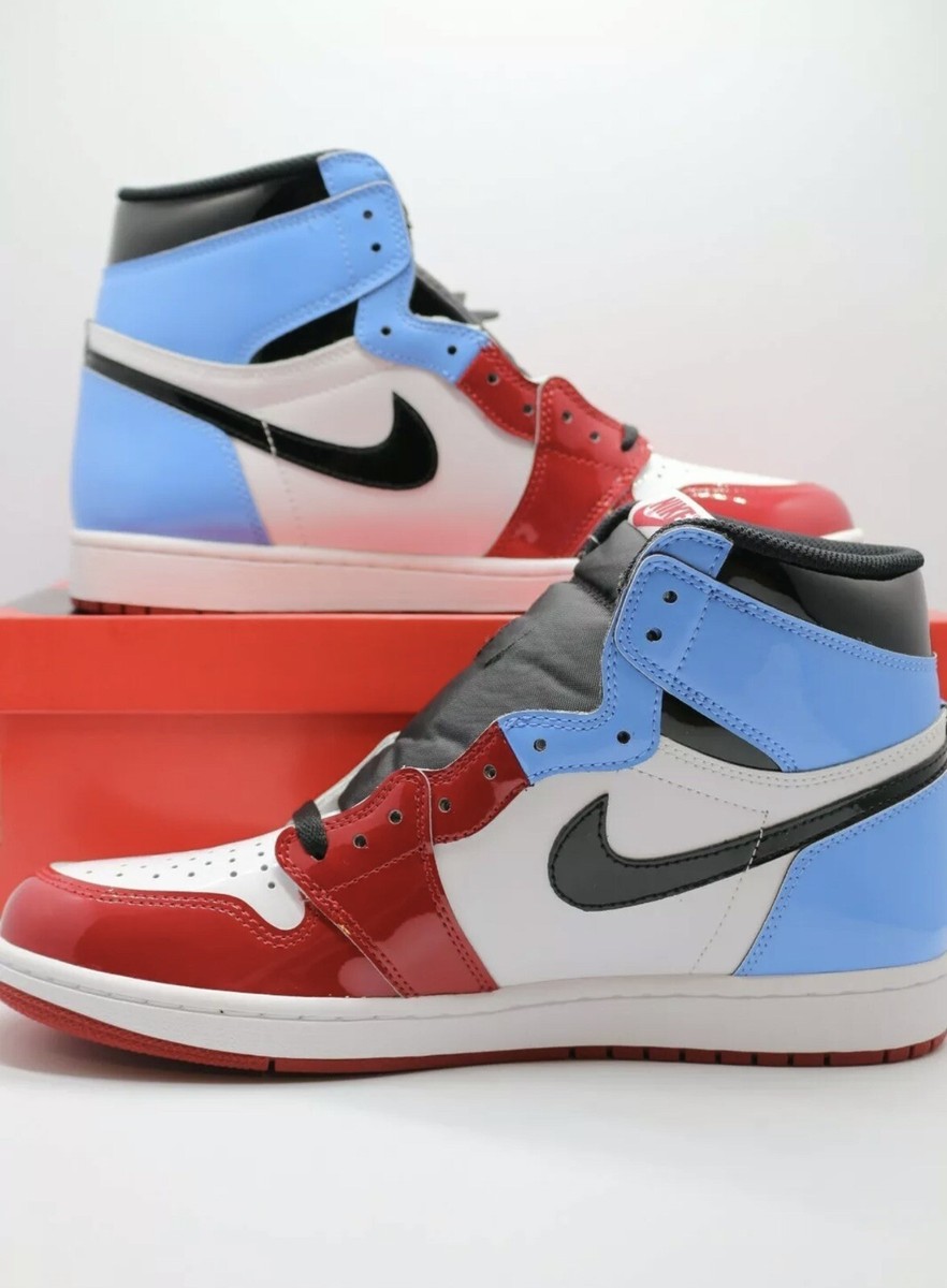 Nike Air Jordan 1 Retro High OG Fearless UNC Chicago 10.5