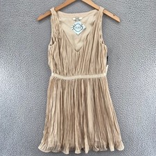 BB Dakota Dress Womens 4 Beige Mini Pleated Crinkle Fit & Flare Deep V Neck NWT