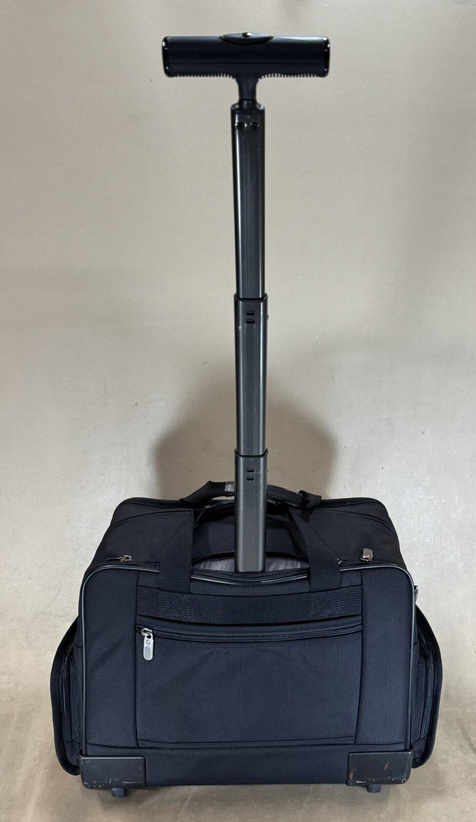 Victorinox Mobilizer NXT Black 18” Wheeled Carry On Bag Style