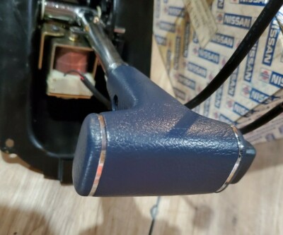 書31 OEM Nissan 300zx 1990-1996 Shifter Support Bracket for sale