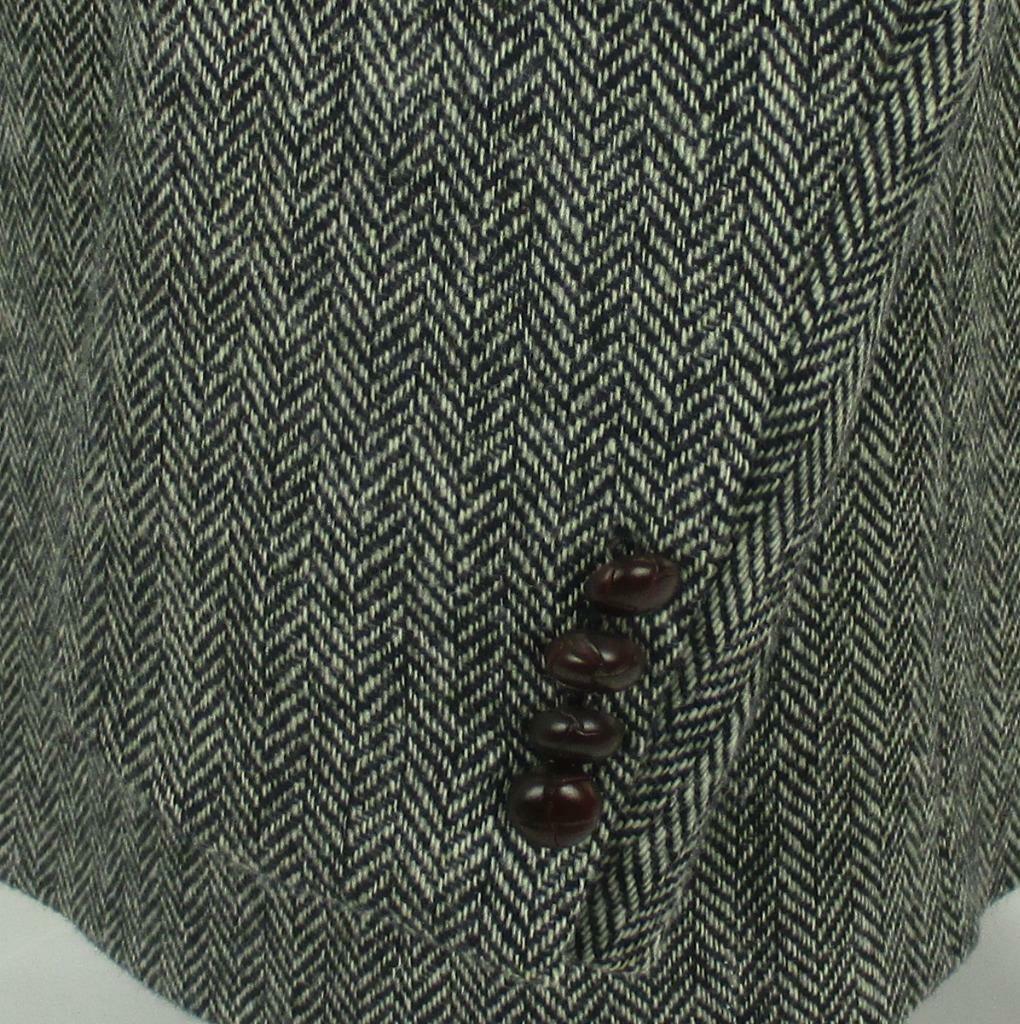 Picture 4 of 9