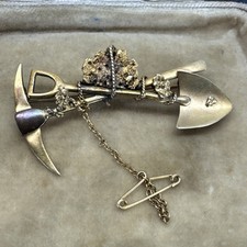 Antique 9ct Gold & 21ct Gold Nugget Prospector Gold Rush Shovel Pickaxe Brooch