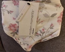 Gerber Baby Modern Moments Girl  s Bib New