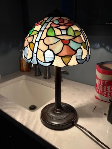 Vintage Tiffany style stained glass lamp, small crack