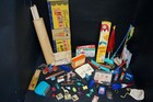 LARGE LOT OF VINTAGE DIME STORE TOYS W BUBBLE GUM MACHINE/CRACKER JACK PRIZES — photo 2