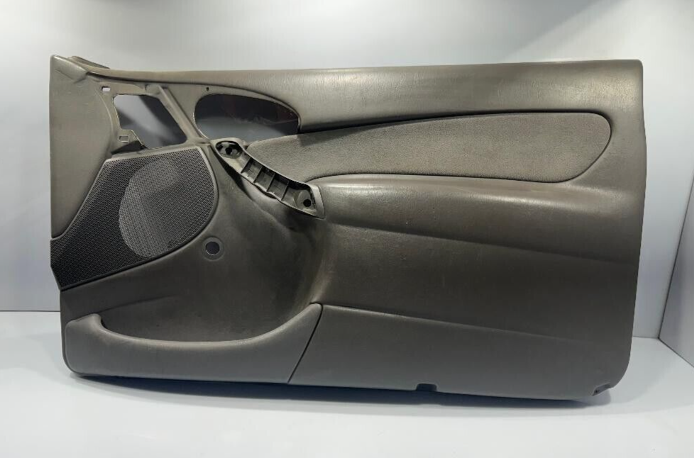 2000-2004 FORD FOCUS ZX3 2 DOOR FRONT RIGHT DOOR PANEL P/N YS41