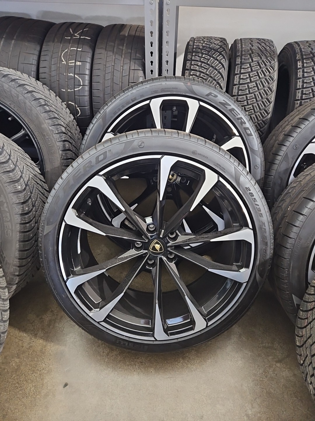 23" LAMBORGHINI RIMS URUS SET 4 GENUINE FACTORY OEM WHEELS TIRES TPMS STOCK