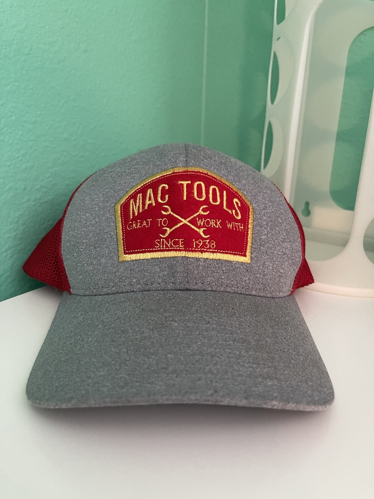 Mac Tools Embroidered Patch Flexfit Hat Gray and … - image 1
