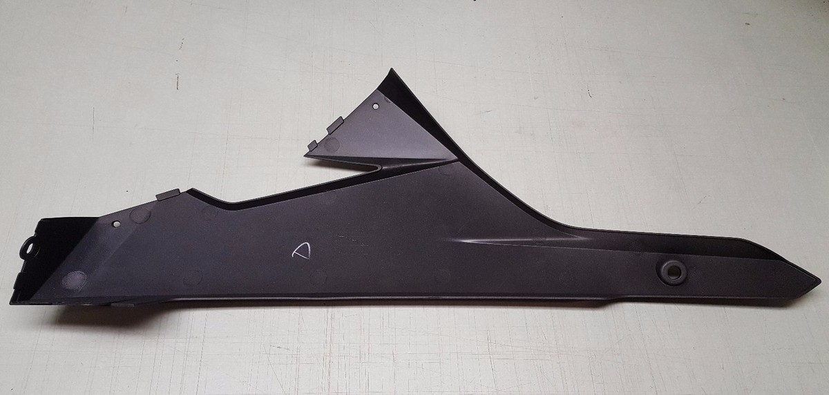 maj8様 OEM Kawasaki 2014 Ninja 300 Right Side Front Lower Cowling