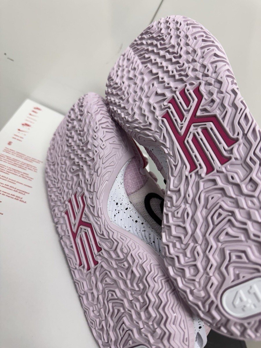 kyrie 4 pink mens
