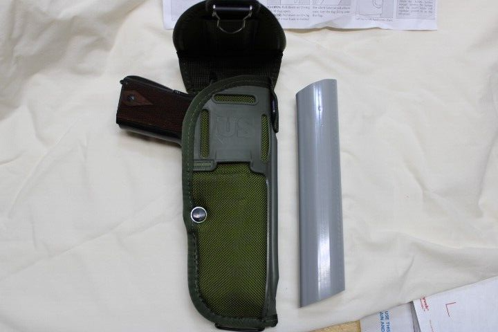 US Military Issue M12 Pistol Holster for 1911 or Beretta M9 92F