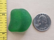 GENUINE BEACH SEA GLASS SURF TUMBLED GREEN KELLY BOTTOM PART FROSTED PENDANT N1