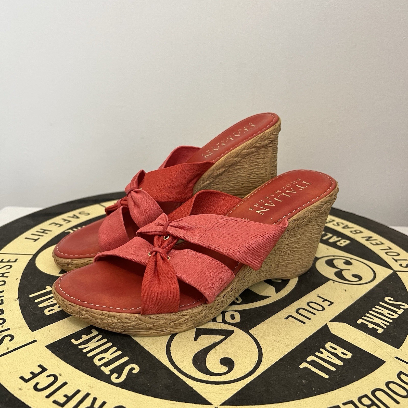 Italian Shoemakers Italy Red Wedge Sandals Shoes Faux Espadrille Womens Size 6.5