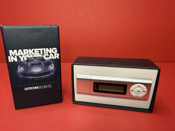 Reproductor MP3 Marketing En Tu Coche Dotcom Secrets Nuevo En Caja