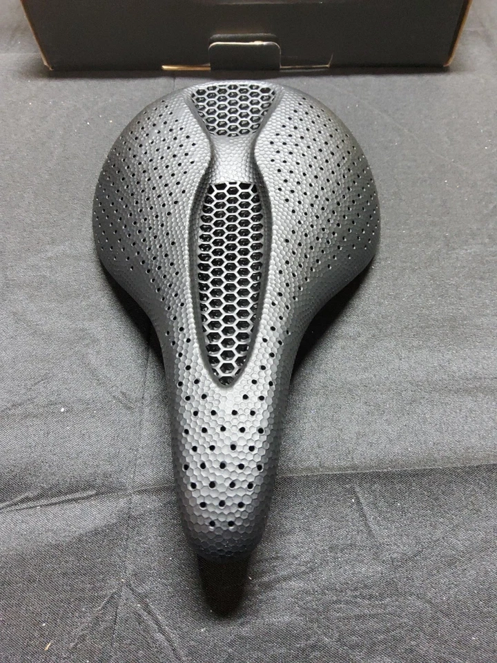 Велосипедное седло BUCKLOS 3D-3 с 3D-печатью 245x155 мм.  198 г - Изображение 2 из 4