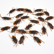 10PCS Halloween Plastic Cockroach Joke Toys Rubber Bug Prank Props Set