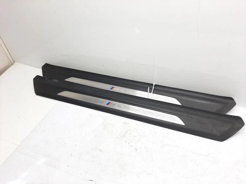 Juego de alféizares de puerta izquierda derecha BMW F83 M4 ///M 51478054414 Foto 4 de 4