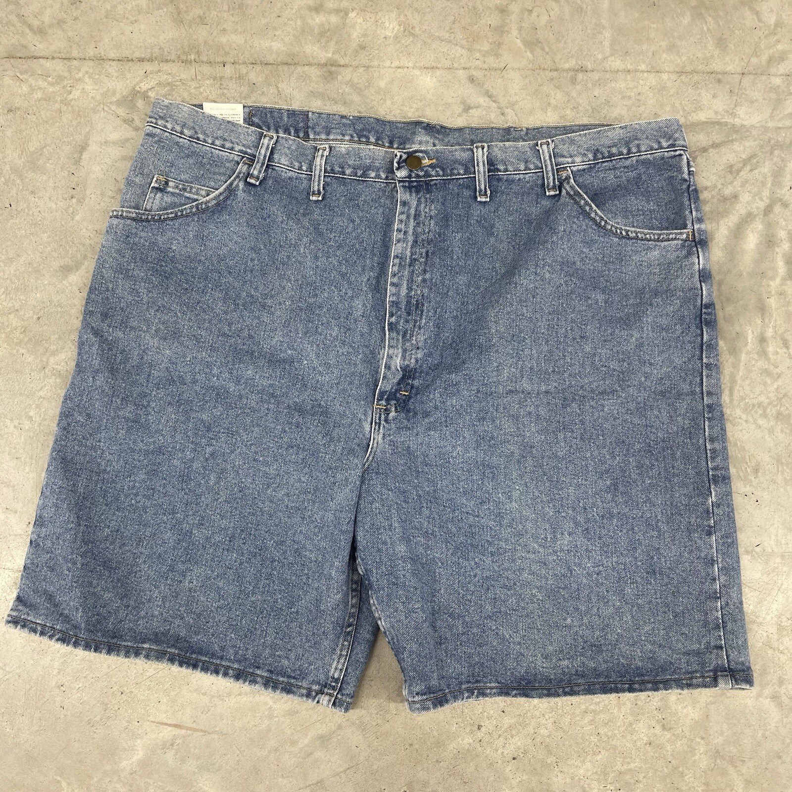 Wrangler Hero Shorts Mens 48 Blue Denim Flat Front Relaxed Fit Knee Length NWT thumbnail 3