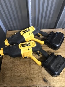 20v Dewalt Dcpw550b Power Washer 2 Pack For Parts Or Repair Only Lot 463