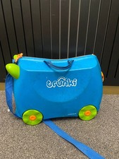 Trunki Terrance Blue Ride-On Suitcase Kids 18L Hand Luggage with Travel Bag