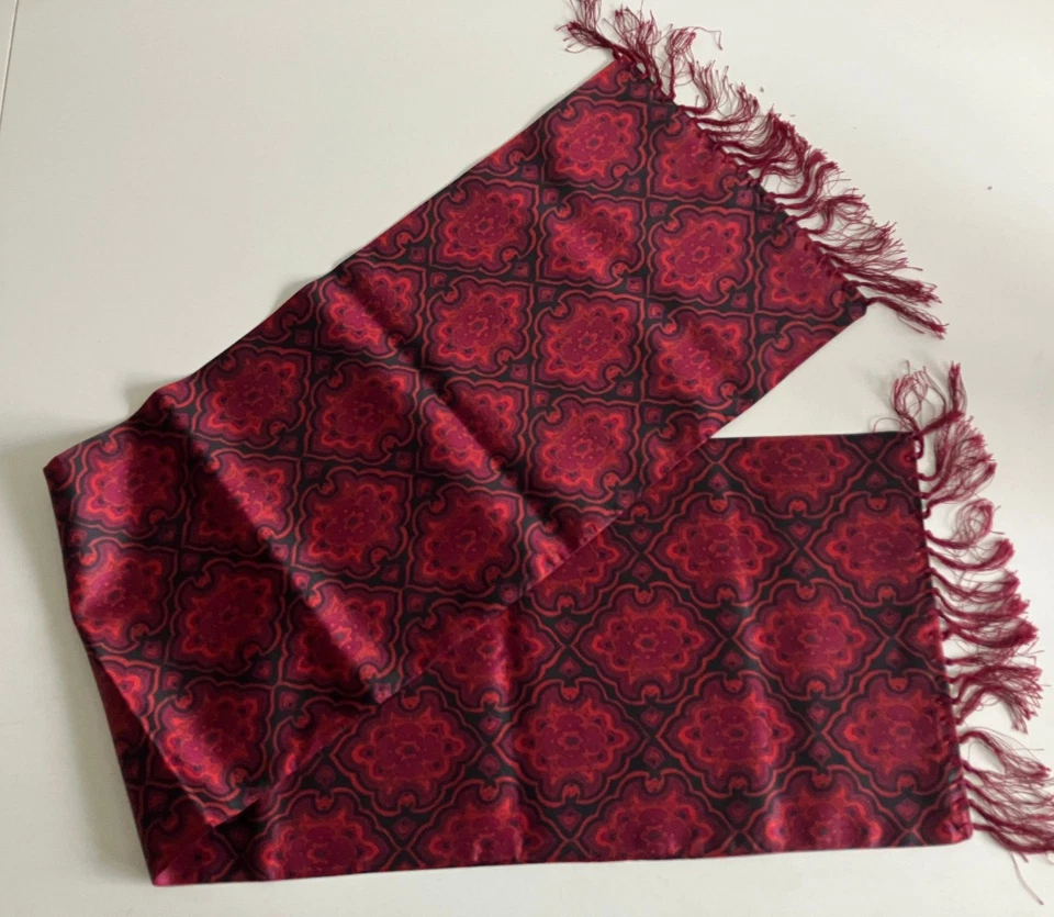 SMART DAPPER VTG 60S -70S GROSVENOR BY TOOTAL SCARF GEOMETRIC MOD GOODWOOD - Image 2 of 4