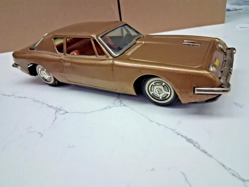 '60,s Avanti Studebaker Friction by Bandai of Japan