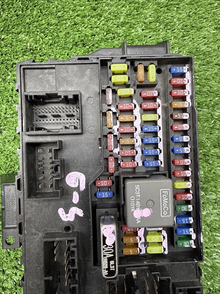 Unidade de relé caixa de fusíveis 2007-2008 BL1T-14C442-AB Ford Expedition Lincoln Navigator - Imagem 4 de 4