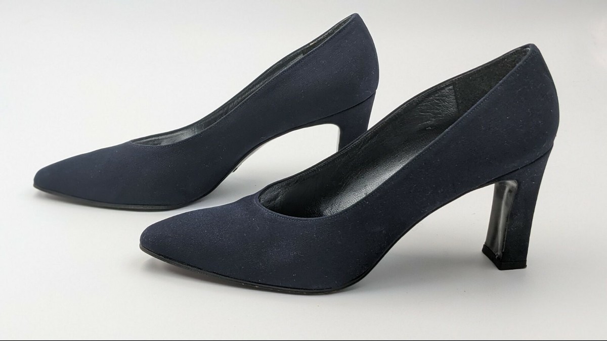 Women's Dark Navy Blue Closed Toe Ship On Thicker Heeled Shoes