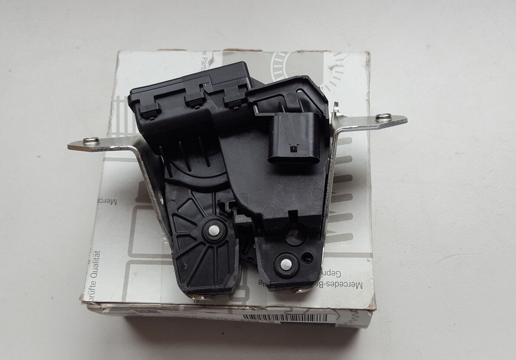 Neu MERCEDES-BENZ CLA C117 unteres Schloss der hinteren Tür A0997400000 Original
