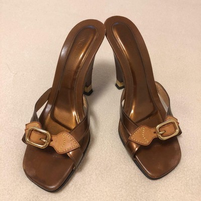 louis vuitton buckle sandals