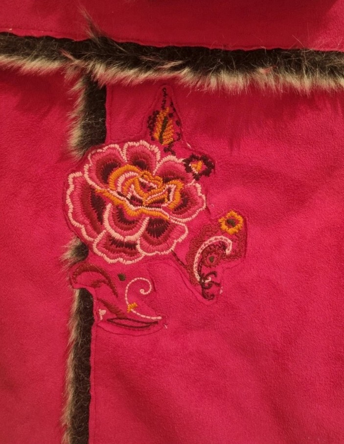 Picture 9 of 10