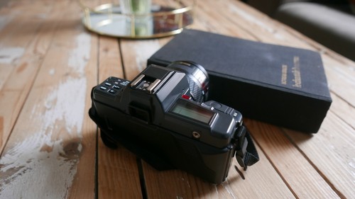 Yashica 230-AF SLR Camera With Yashica AF 35-70 mm f3,3-4,5 Lens - Tested ✅️ - Photo 4/15