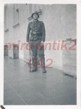 Photo, WW2, Belgique, Lion, Sdt. avec casque en acier et arme a. lot 1941, 50...