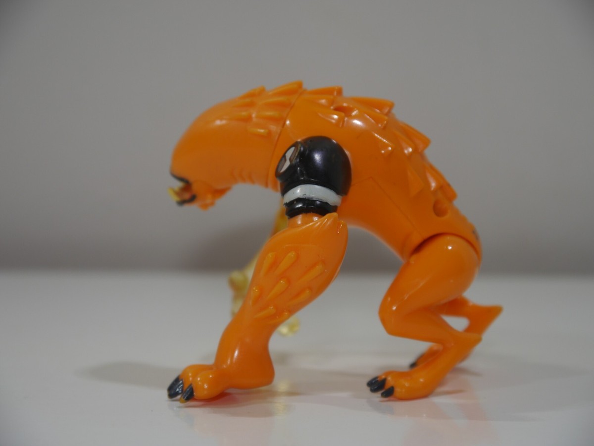 Ben 10 Ben Ten Alien Collection WILDMUTT BATTLE VERSION Figure