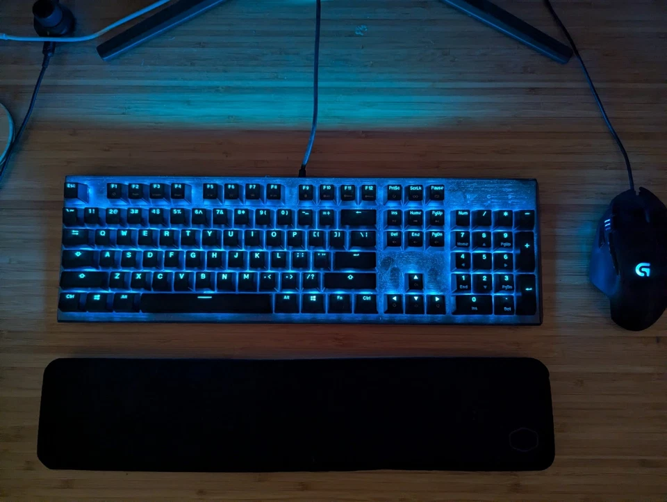 Gaming Bundle: Cooler Master ck550 V2 Und Logitech G403