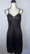 Vintage Movie Star black slip size 38