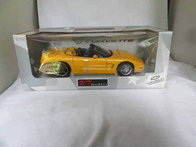 UT Chevrolet Corvette Contemporary Manufacture Diecast Cars for