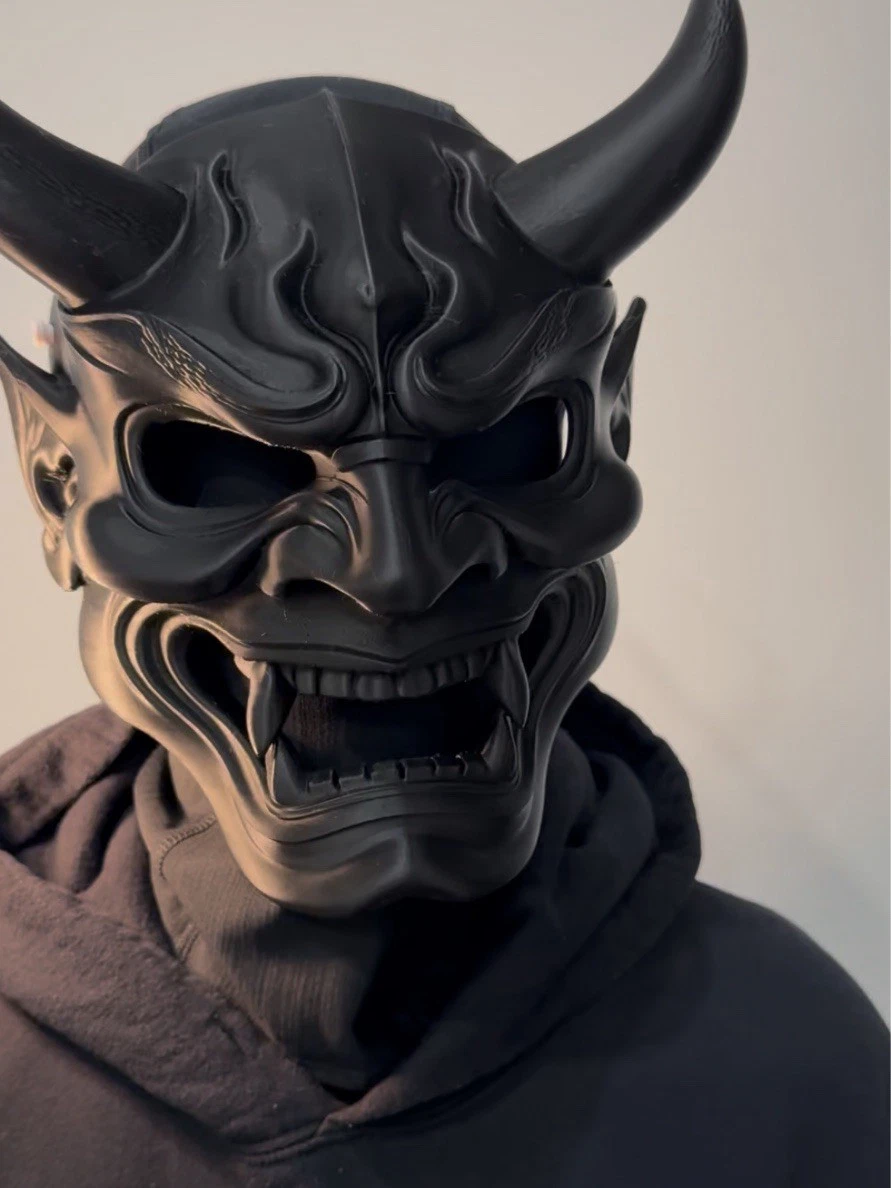 Japanese Oni Demon Mask – Black Horned Samurai Style Wall Decor & Costume