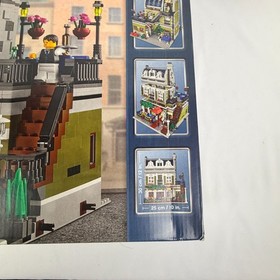 LEGO Creator Expert: Parisian Restaurant (10243) - Sealed
