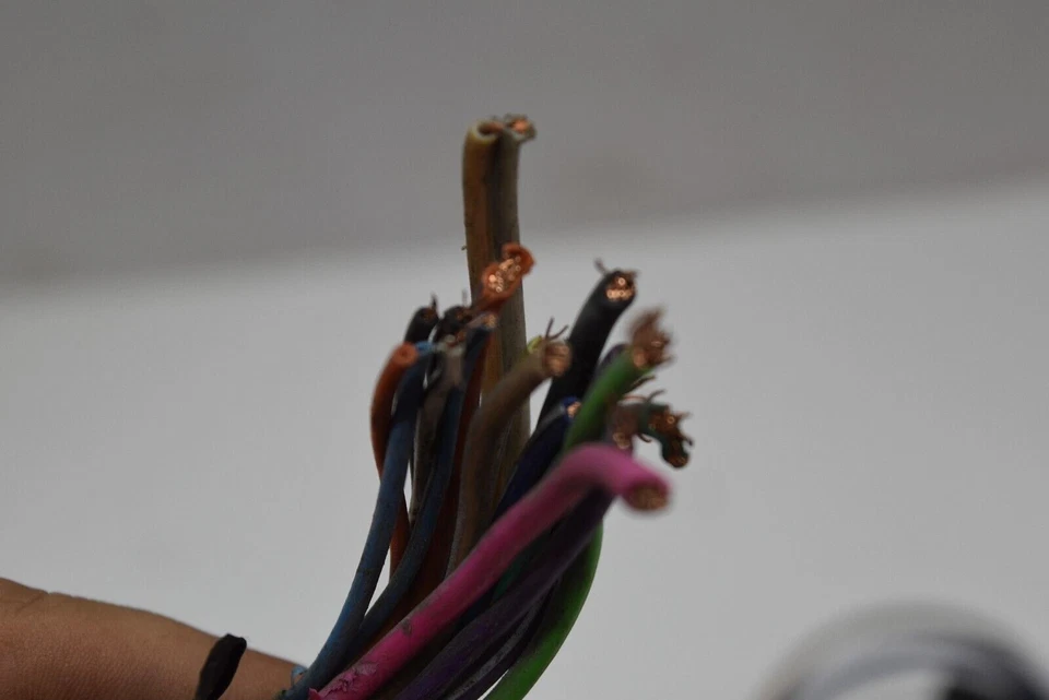 90 1990 suburban left front door power wiring harness Drivers LH 9267 Foto 4 de 4