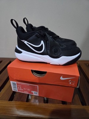 Nike Black Team Hustle D 11 Little Boy's Kids  Athletic Sneakers Size 11c NWT