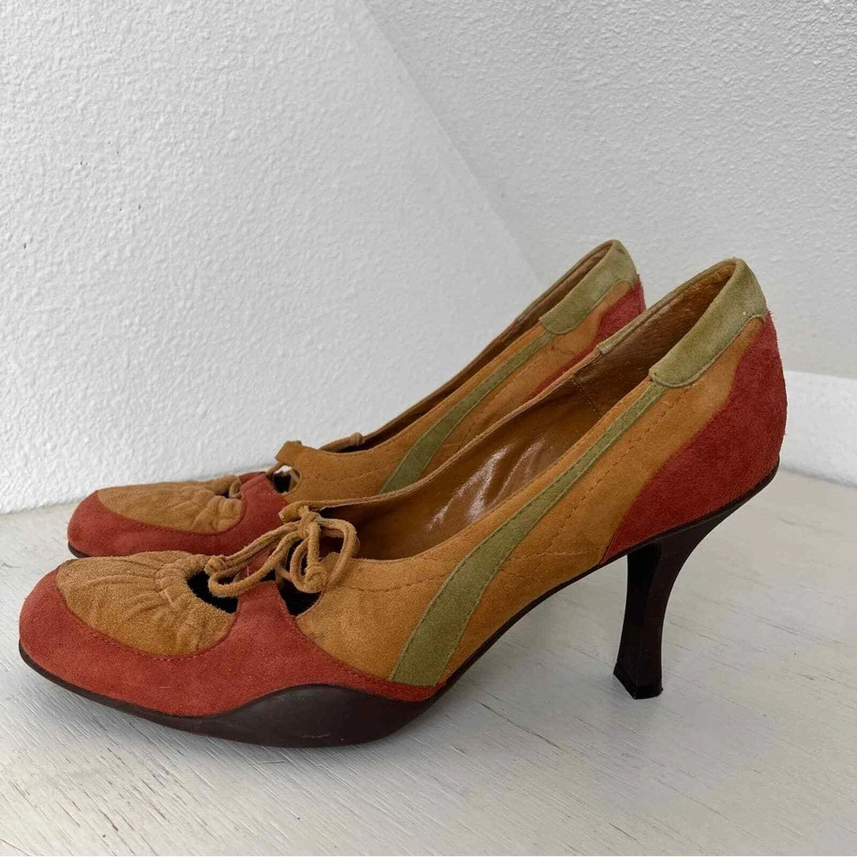 Vintage top inspired heels