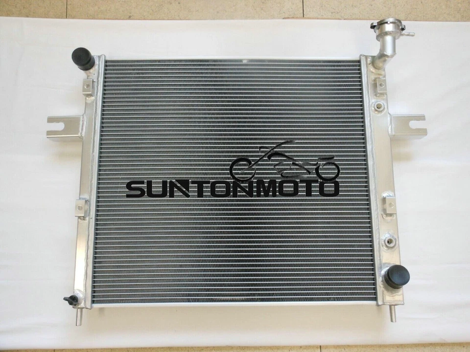 Radiador e cobertura de alumínio 3 fileiras para Jeep Grand Cherokee 2001-2004 4.7L V8 somente - Imagem 2 de 2