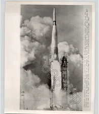 ROCKET LAUNCH RANGER 4 Satellite Moon Travel Cape Canaveral FL 1962 Press Photo