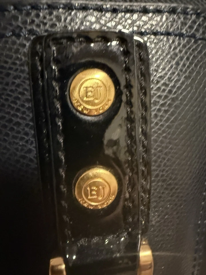 罕见 Eric Jatvis 压花海军蓝皮革黑色漆金链条斜挎包 — 第 4/4 张图片