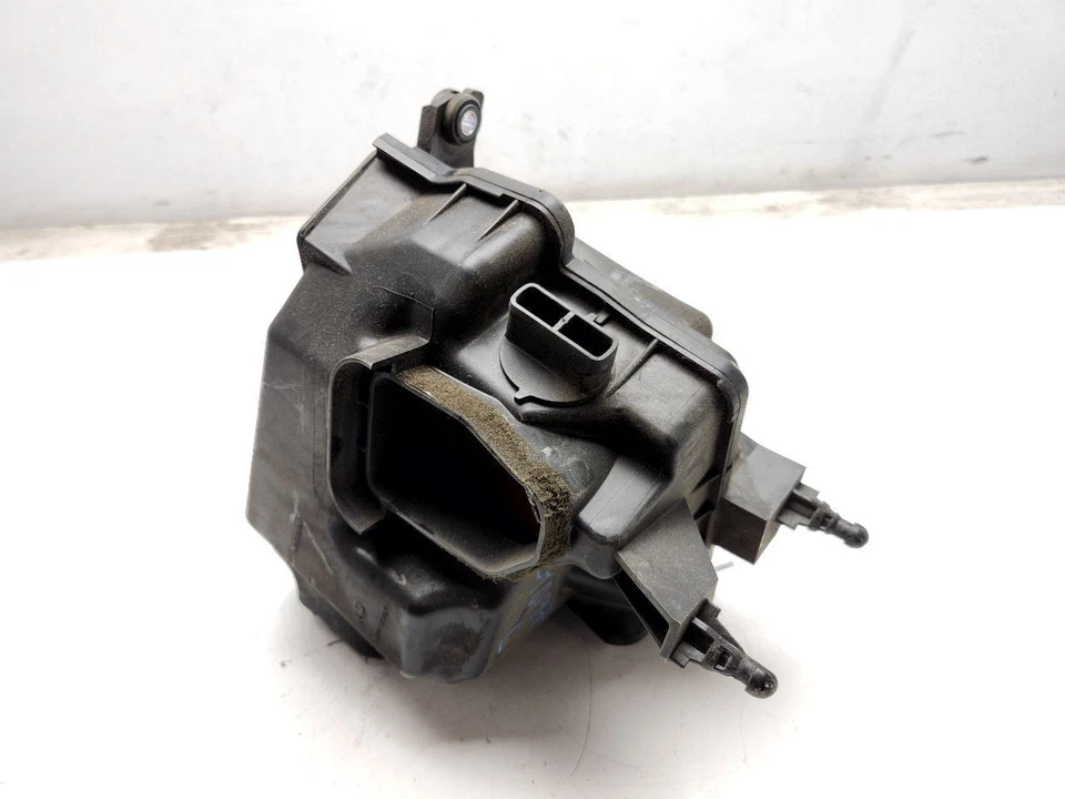 Левый воздухоочиститель для Nissan 370Z 2010-2020 годов выпуска VQ37VHR от оригинального производителя 16500EV11B - Изображение 2 из 4