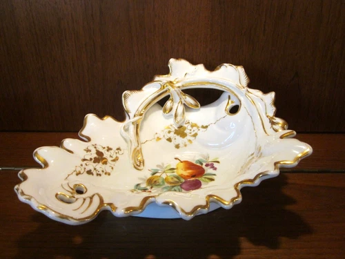 Vintage Porcelain Scalloped Fruit Bowl Gold - Crest w/CT Numbered 3823 84